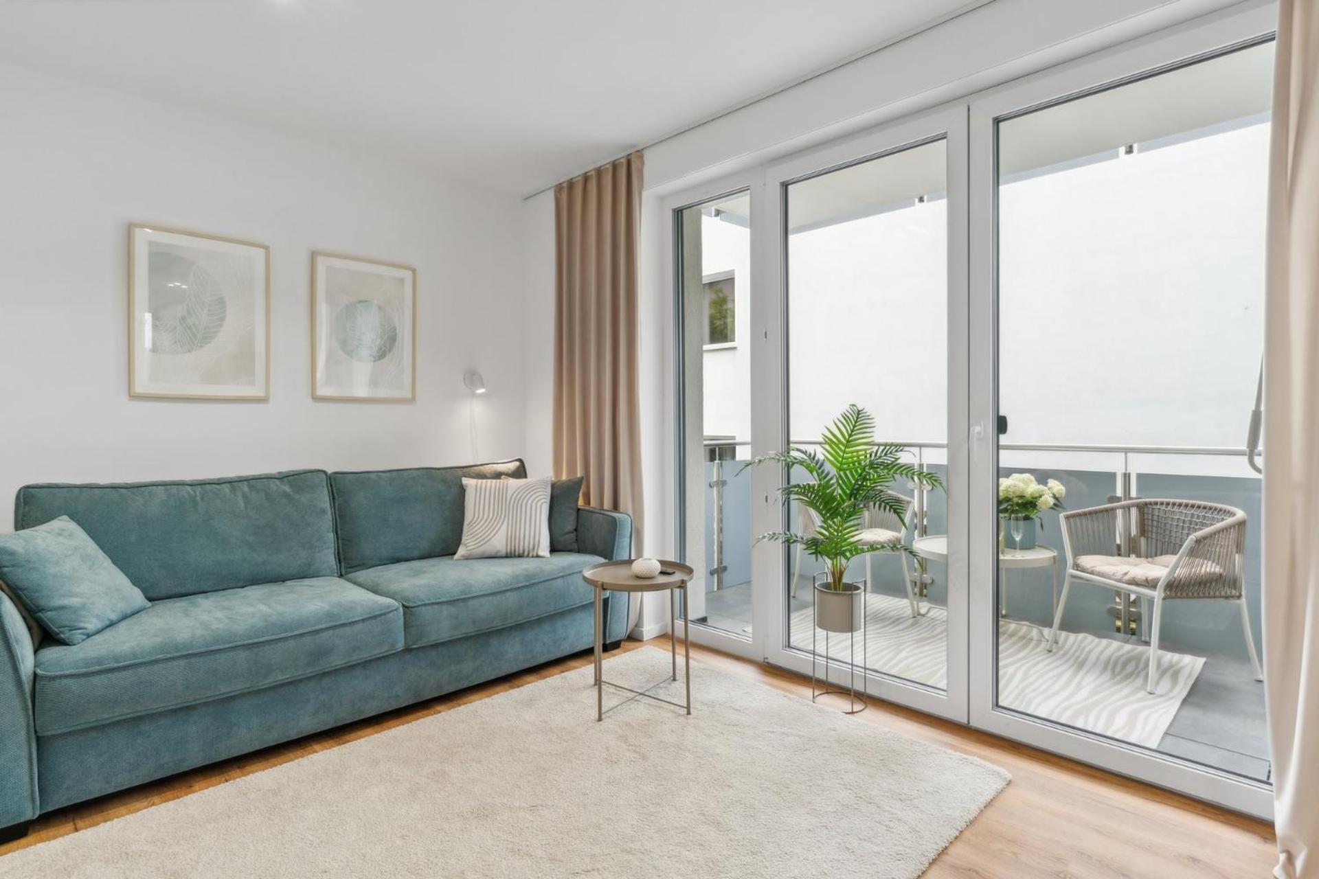 Deluxe Apartment In Bielefeld City Mit Parkplatz Und Balkon Exterior photo